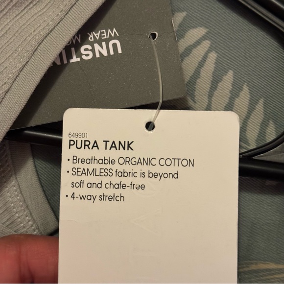 NWT Athleta Gray Pure Tank Top Organic Cotton Seamless 4-way Stretch Size M - Picture 7 of 7